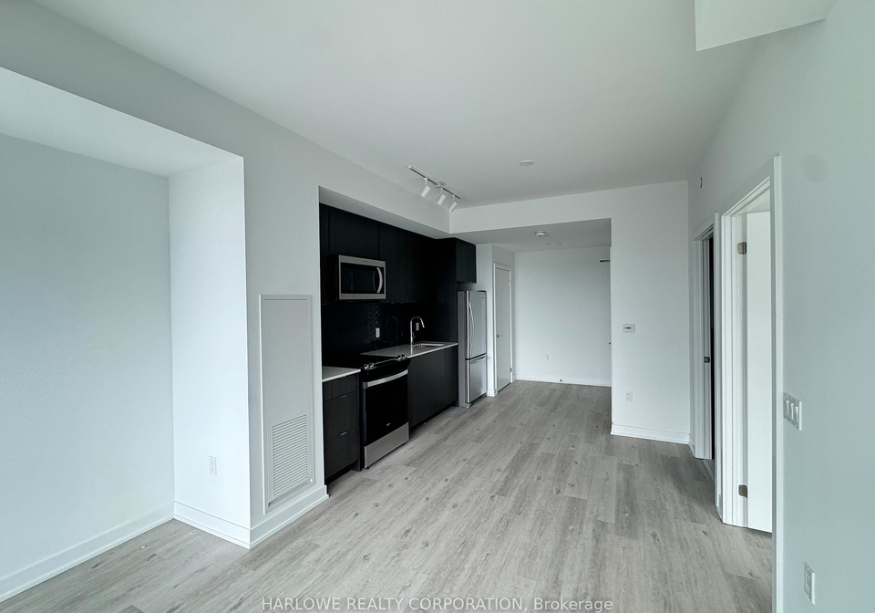 1606-charles-street-whitby-ontario-e12394128