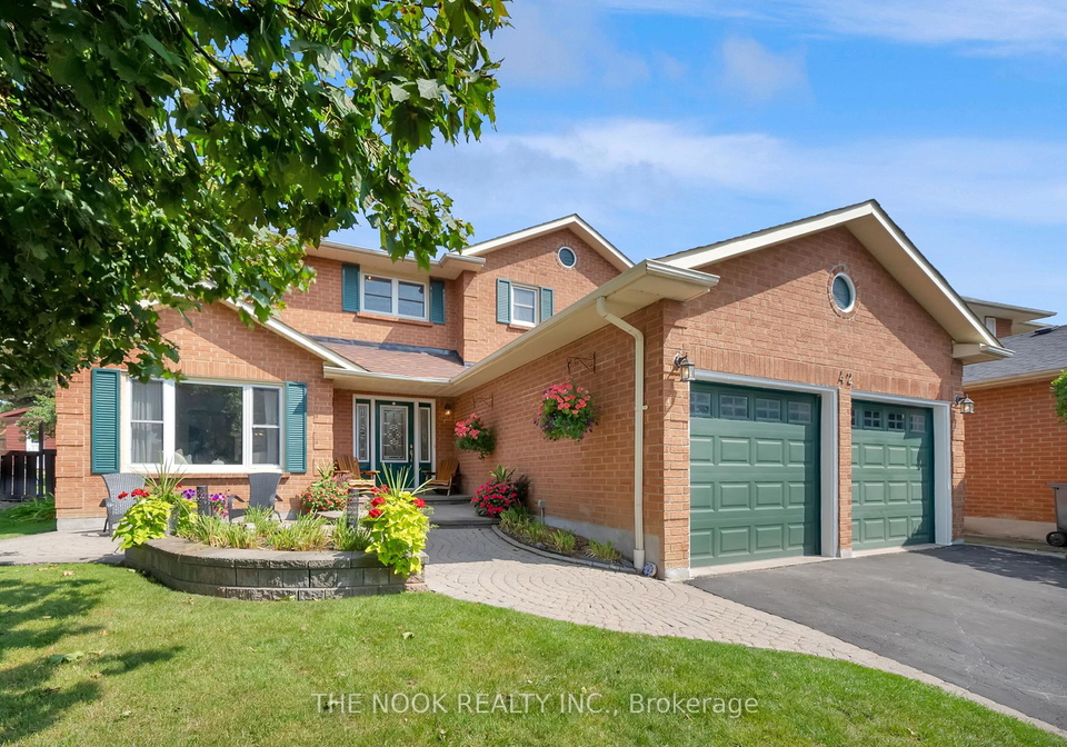 42-robinson-crescent-whitby-ontario-e12394453