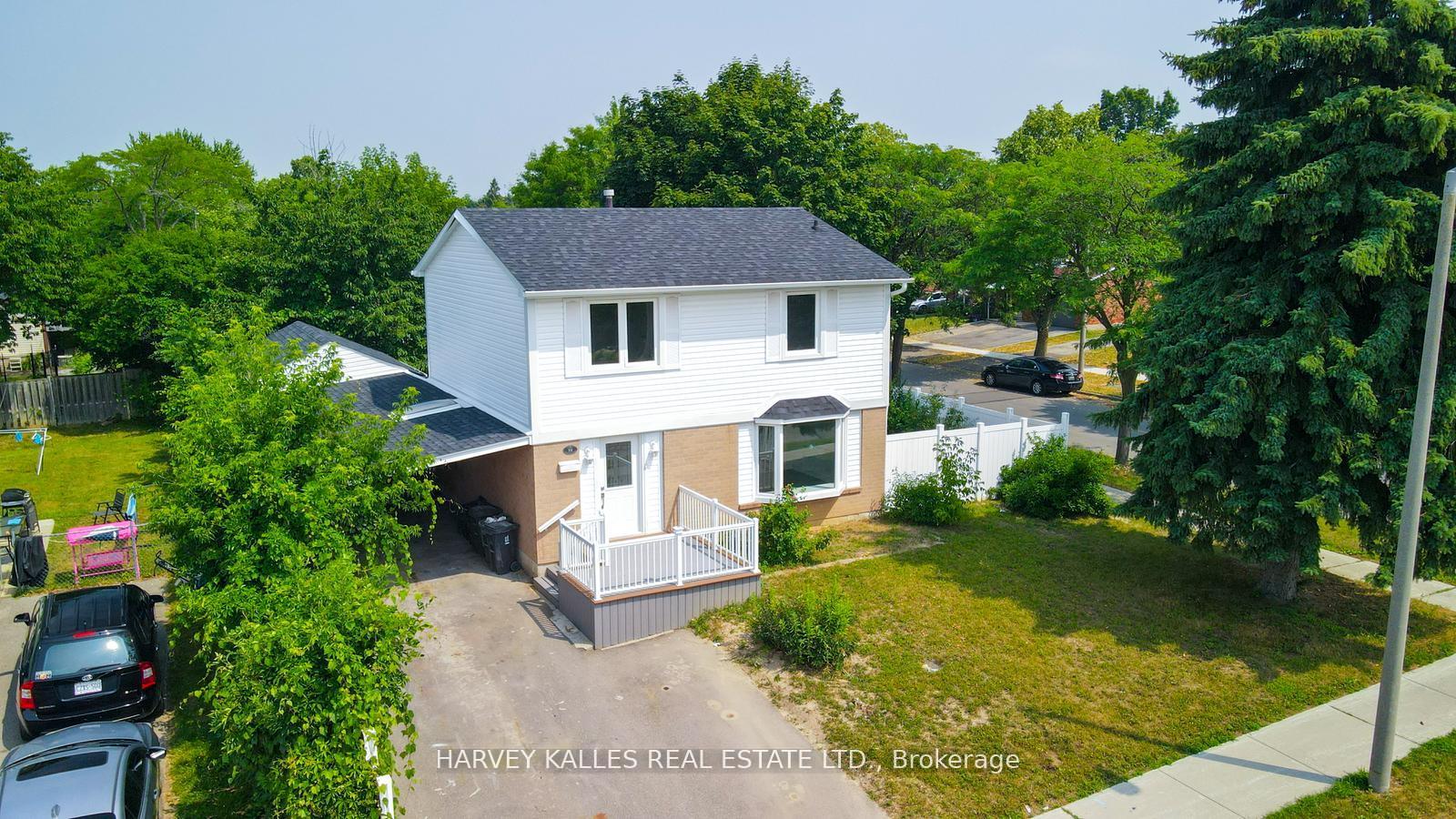 10-tunmead-square-scarborough-ontario-e12394581
