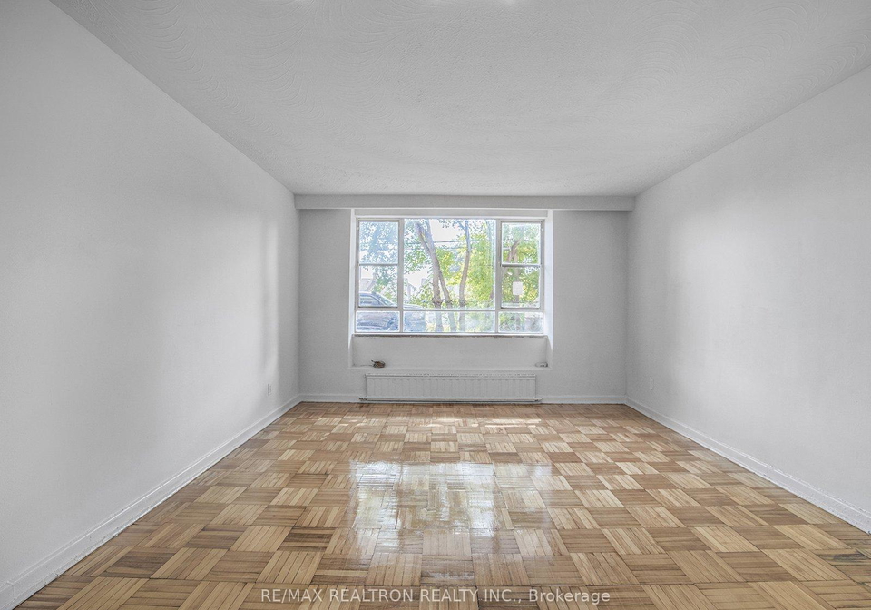 165-cosburn-avenue-east-york-ontario-e12394860