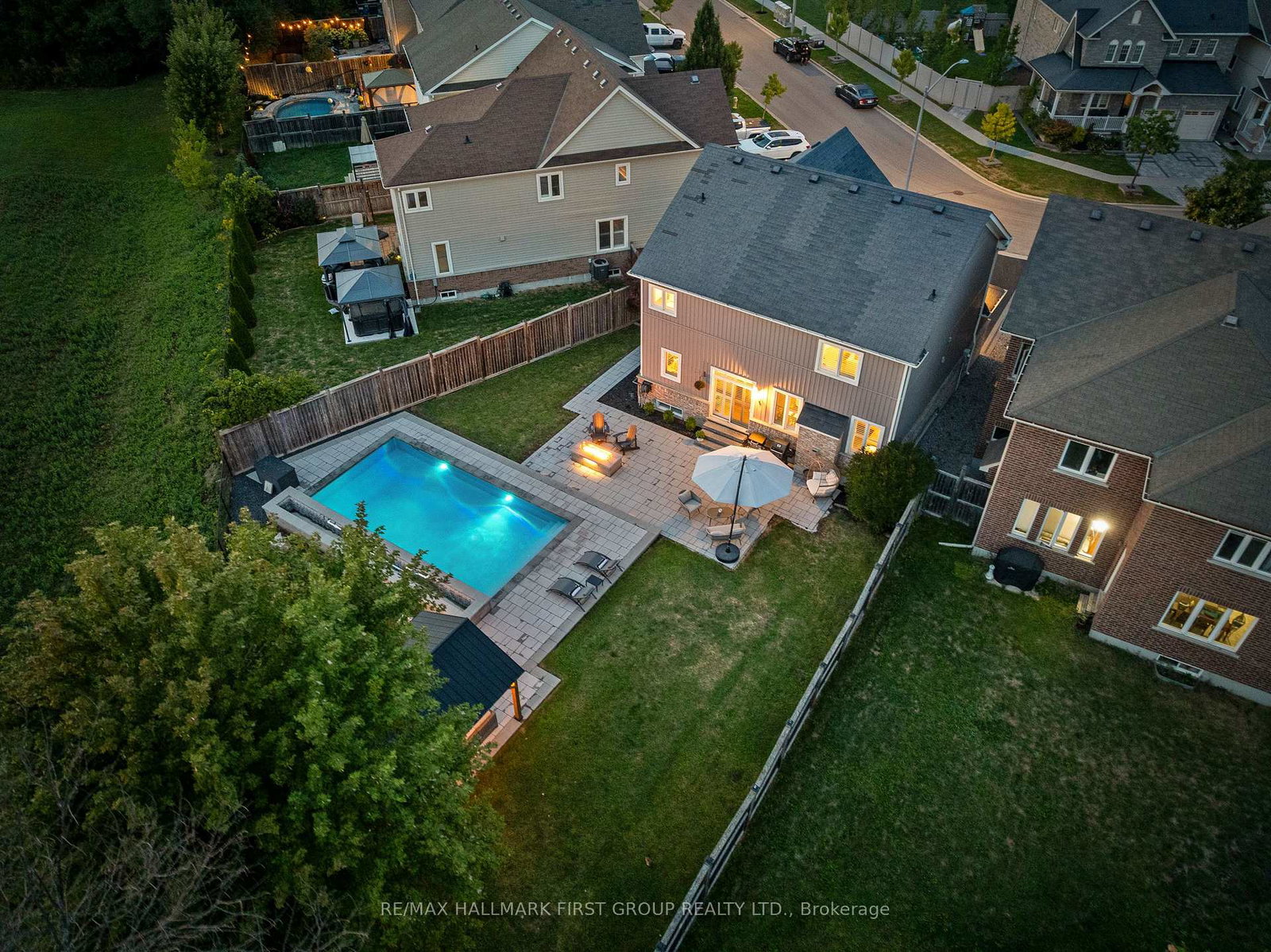 11-murray-tabb-street-clarington-ontario-e12394995
