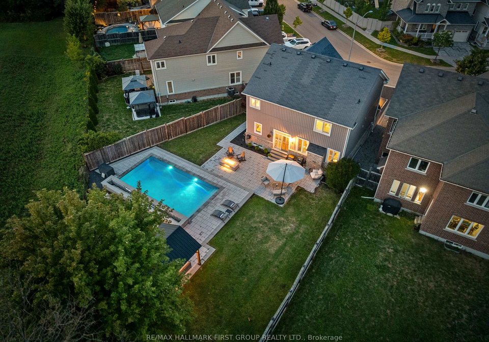 11-murray-tabb-street-clarington-ontario-e12394995