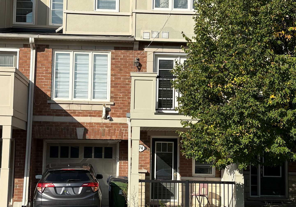 74-howe-avenue-scarborough-ontario-e12395024