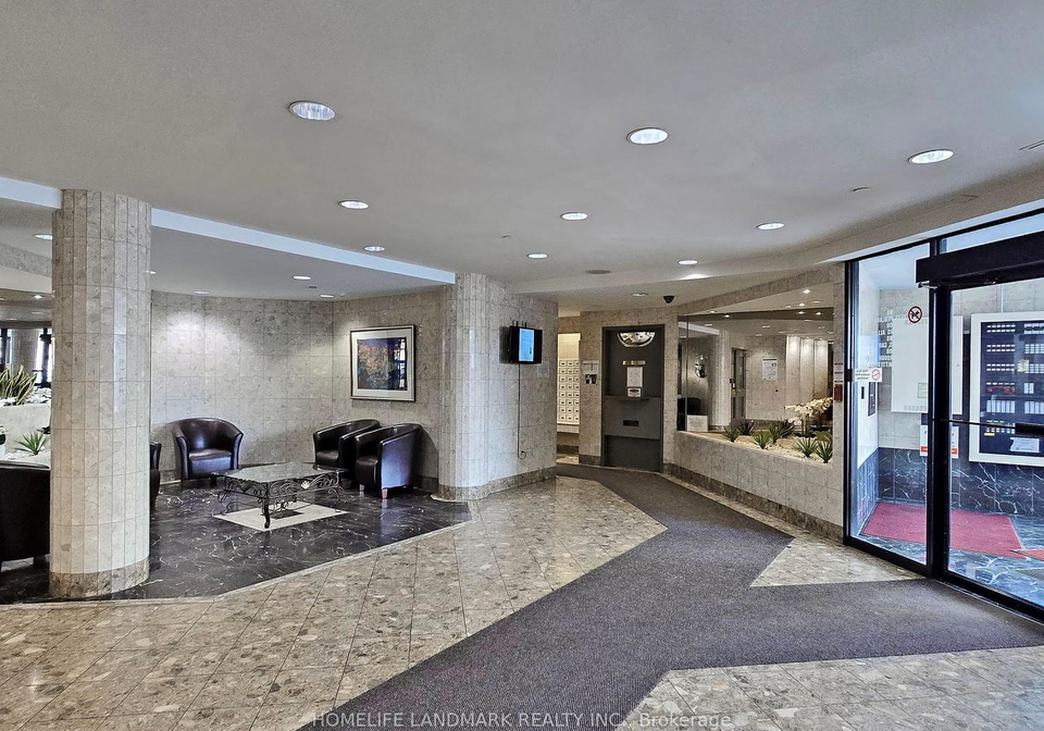 350-alton-towers-circle-scarborough-ontario-e12395250