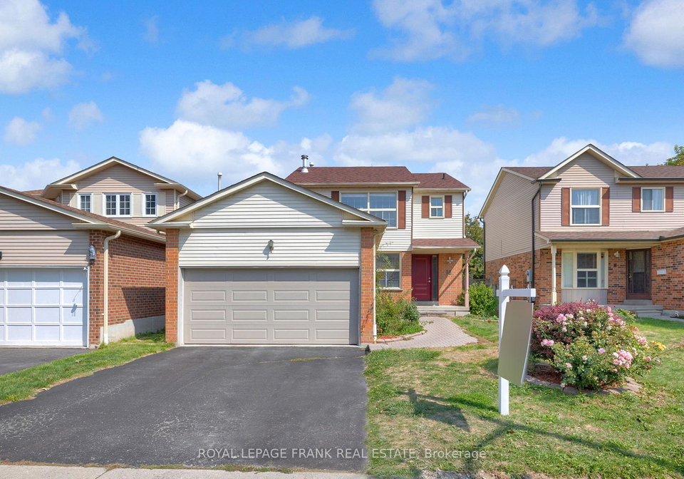 16-reed-drive-ajax-ontario-e12395531