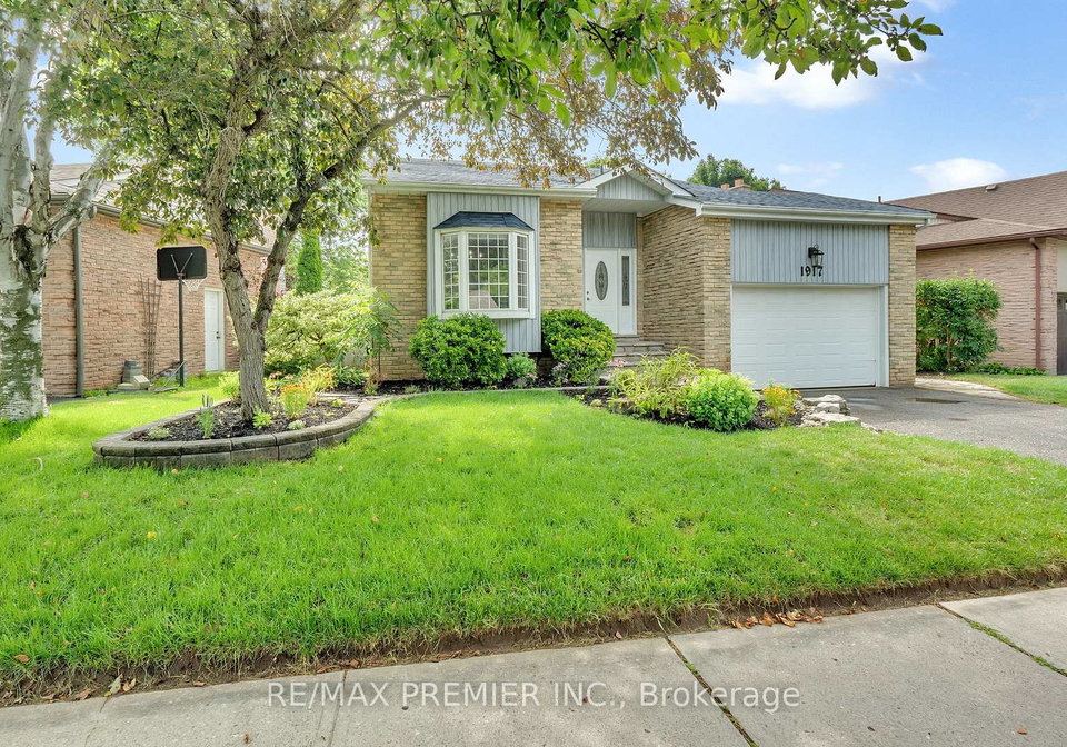 1917-bowler-drive-pickering-ontario-e12395566