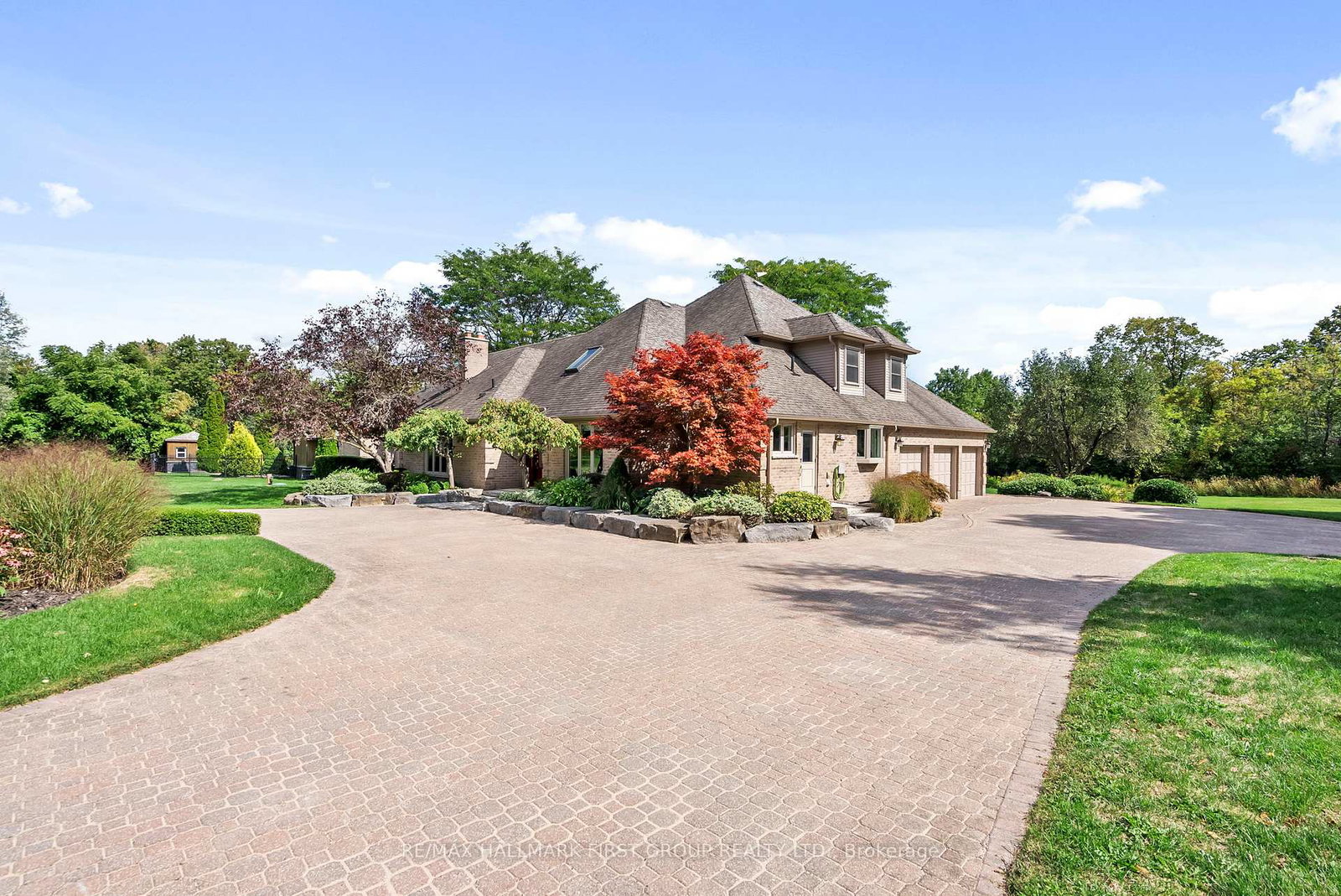5-mcnamara-court-ajax-ontario-e12396170