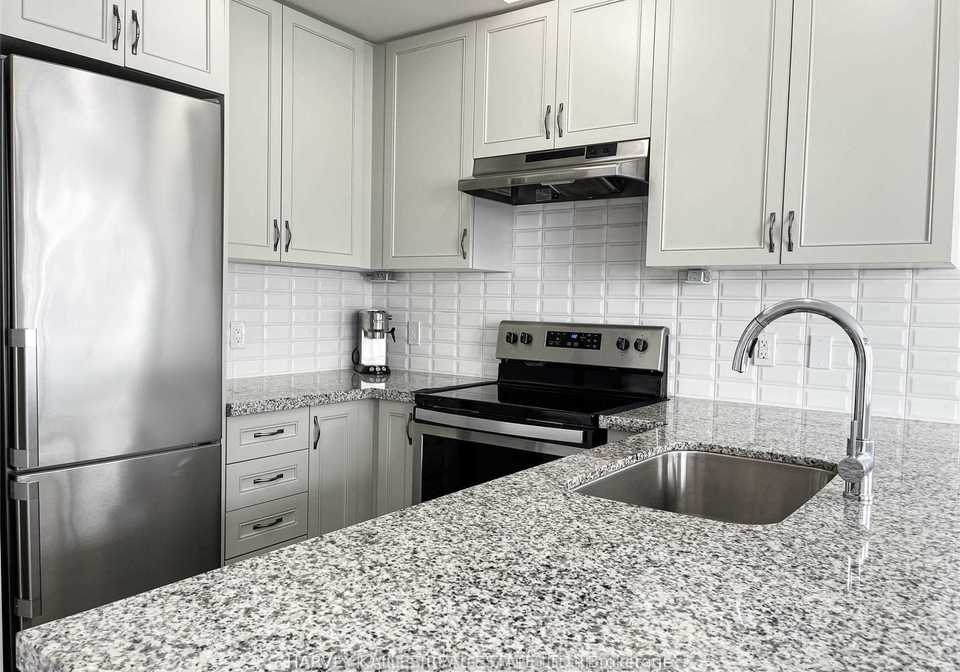 1711-pure-springs-boulevard-pickering-ontario-e12396520