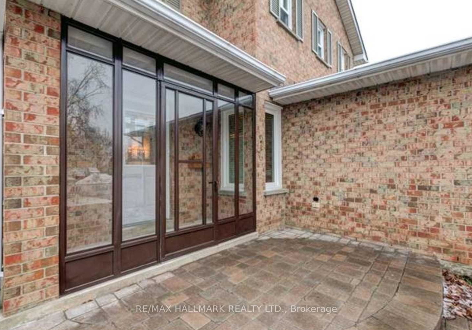 11-empson-court-ajax-ontario-e12396774