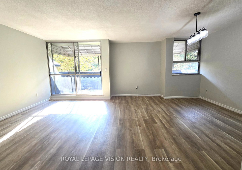 6-crescent-town-road-east-york-ontario-e12397339