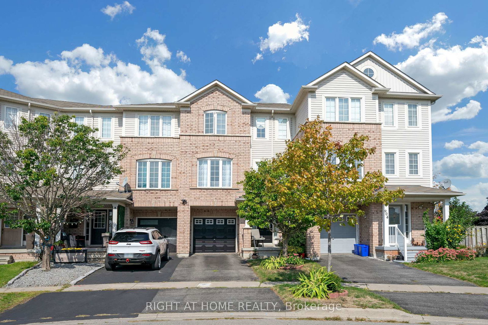 906-bourne-crescent-oshawa-ontario-e12398235