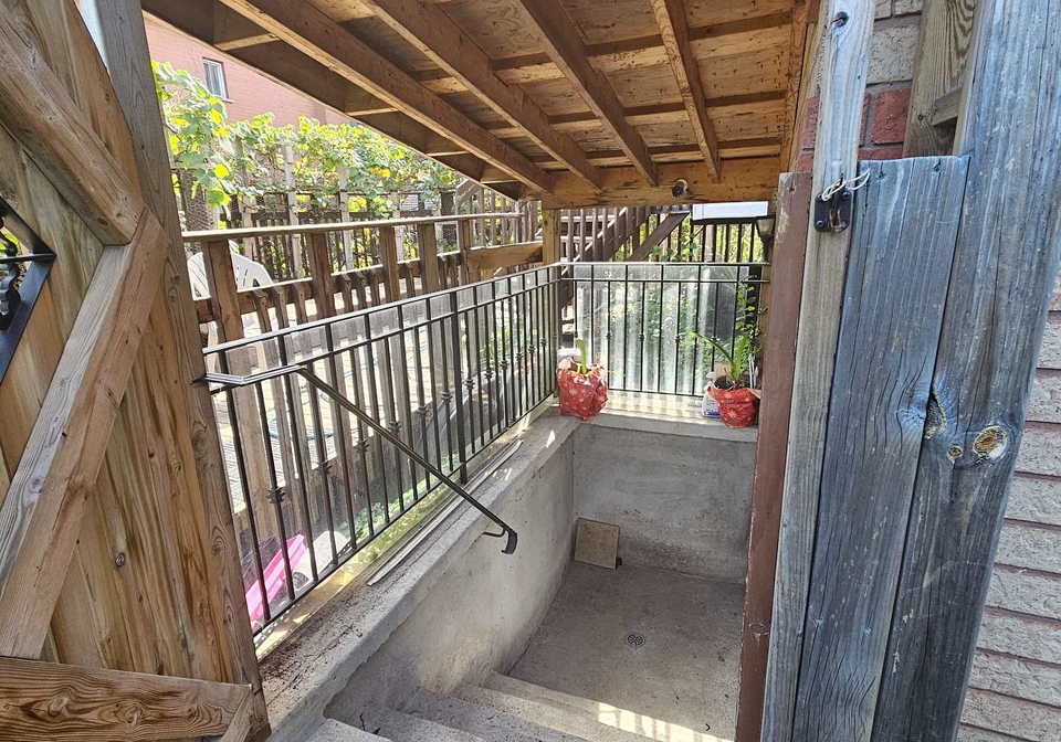 1905-pine-grove-avenue-pickering-ontario-e12398892