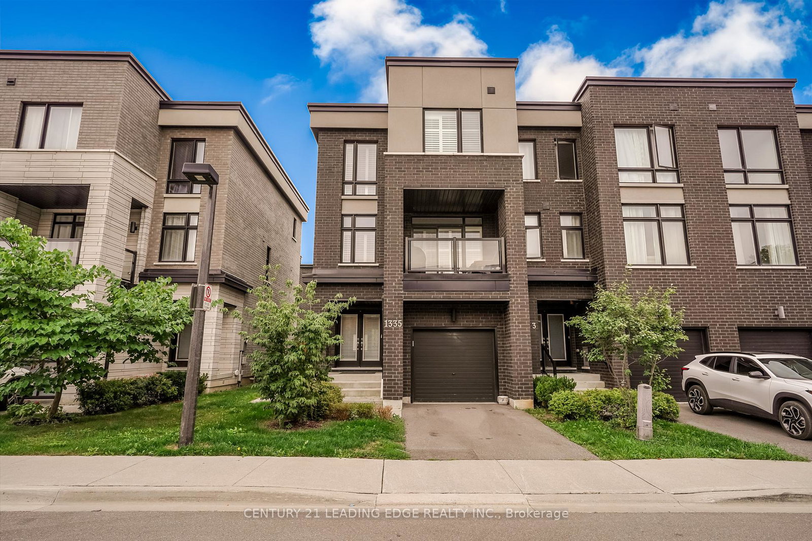 1335-gull-crossing-e-pickering-ontario-e12398956