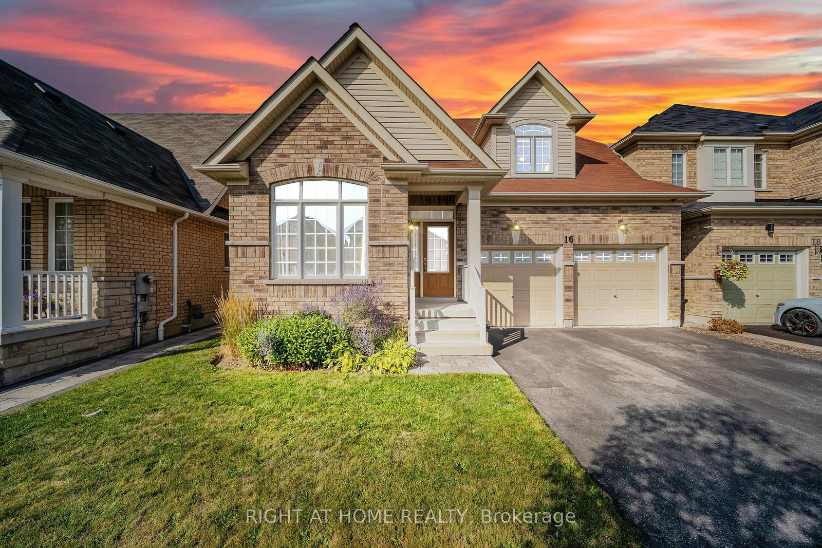 16-sewell-crescent-ajax-ontario-e12399012