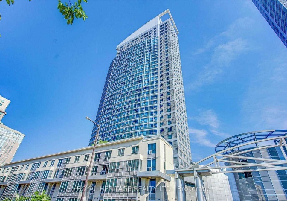 36-lee-centre-drive-scarborough-ontario-e12399335