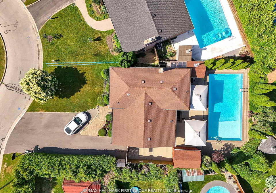 975-brenda-court-oshawa-ontario-e12399455