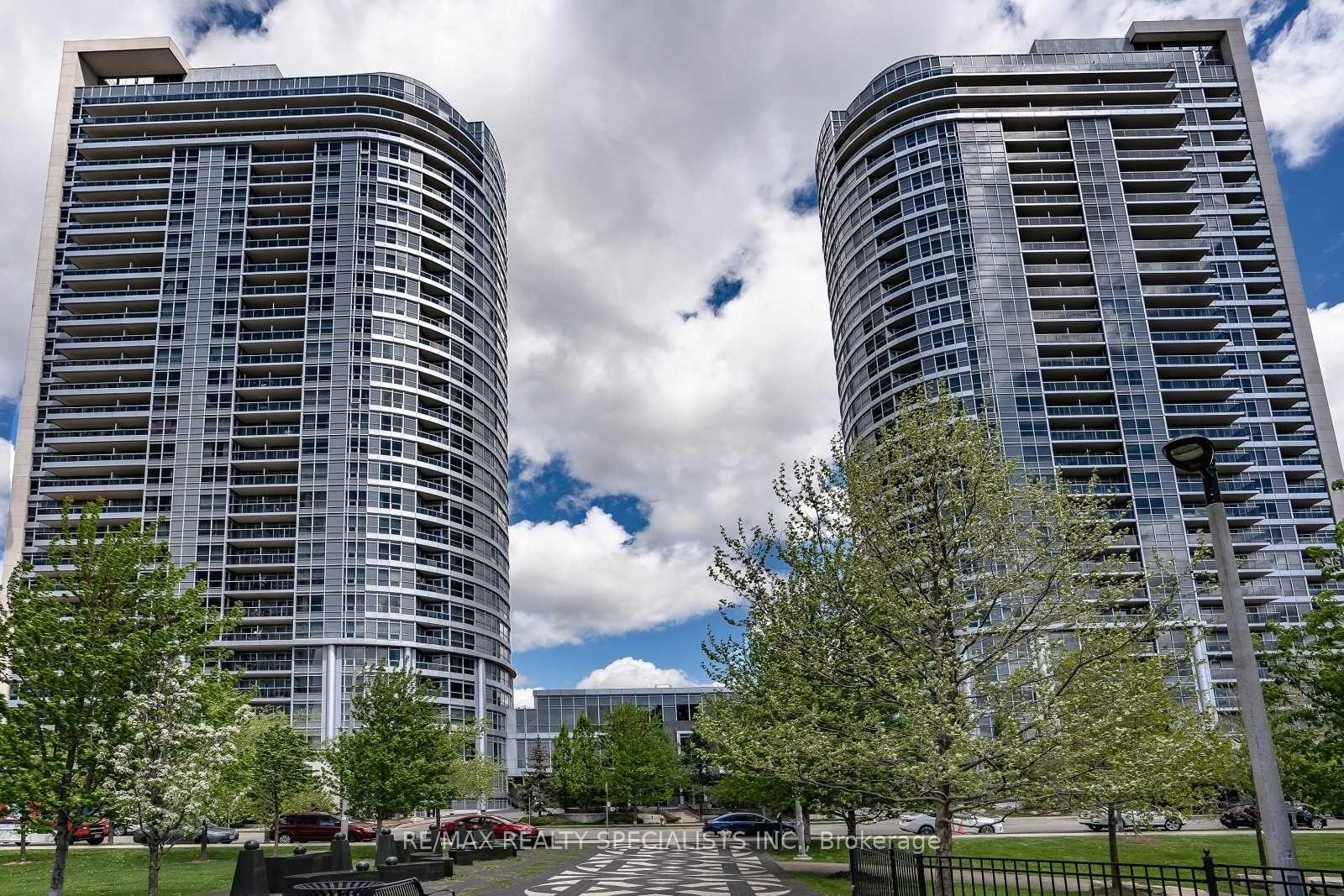 151-village-green-square-scarborough-ontario-e12399779