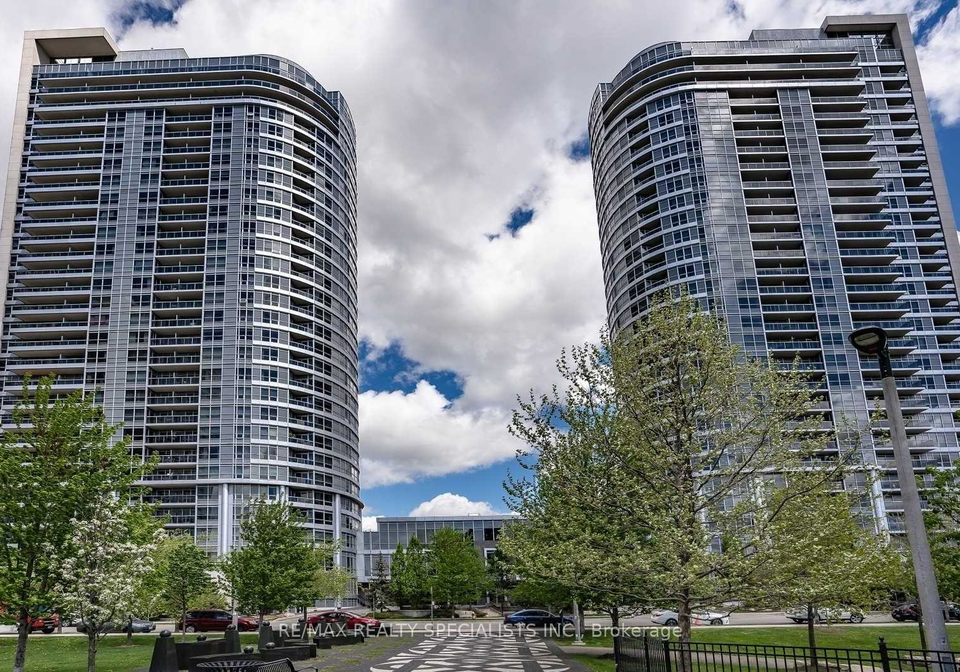 151-village-green-square-scarborough-ontario-e12399779