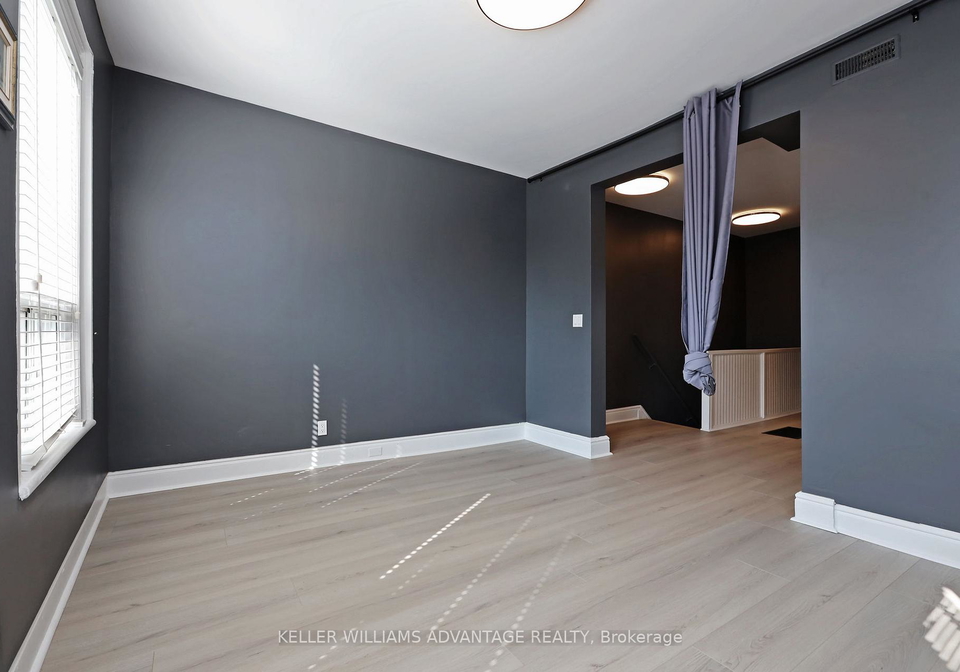 954-queen-street-e-toronto-ontario-e12400926