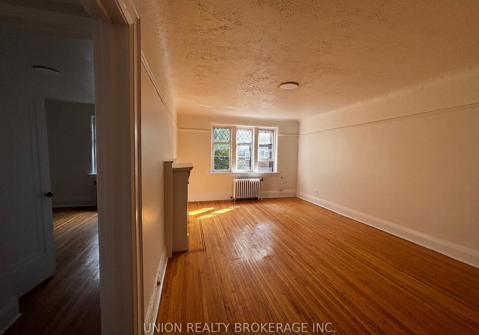 84-willow-avenue-toronto-ontario-e12400937