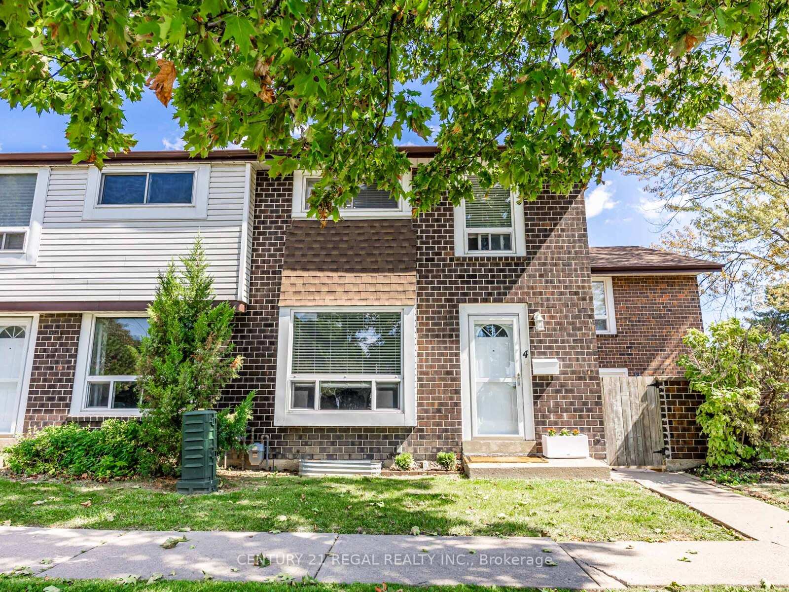 4-groves-lane-ajax-ontario-e12401799