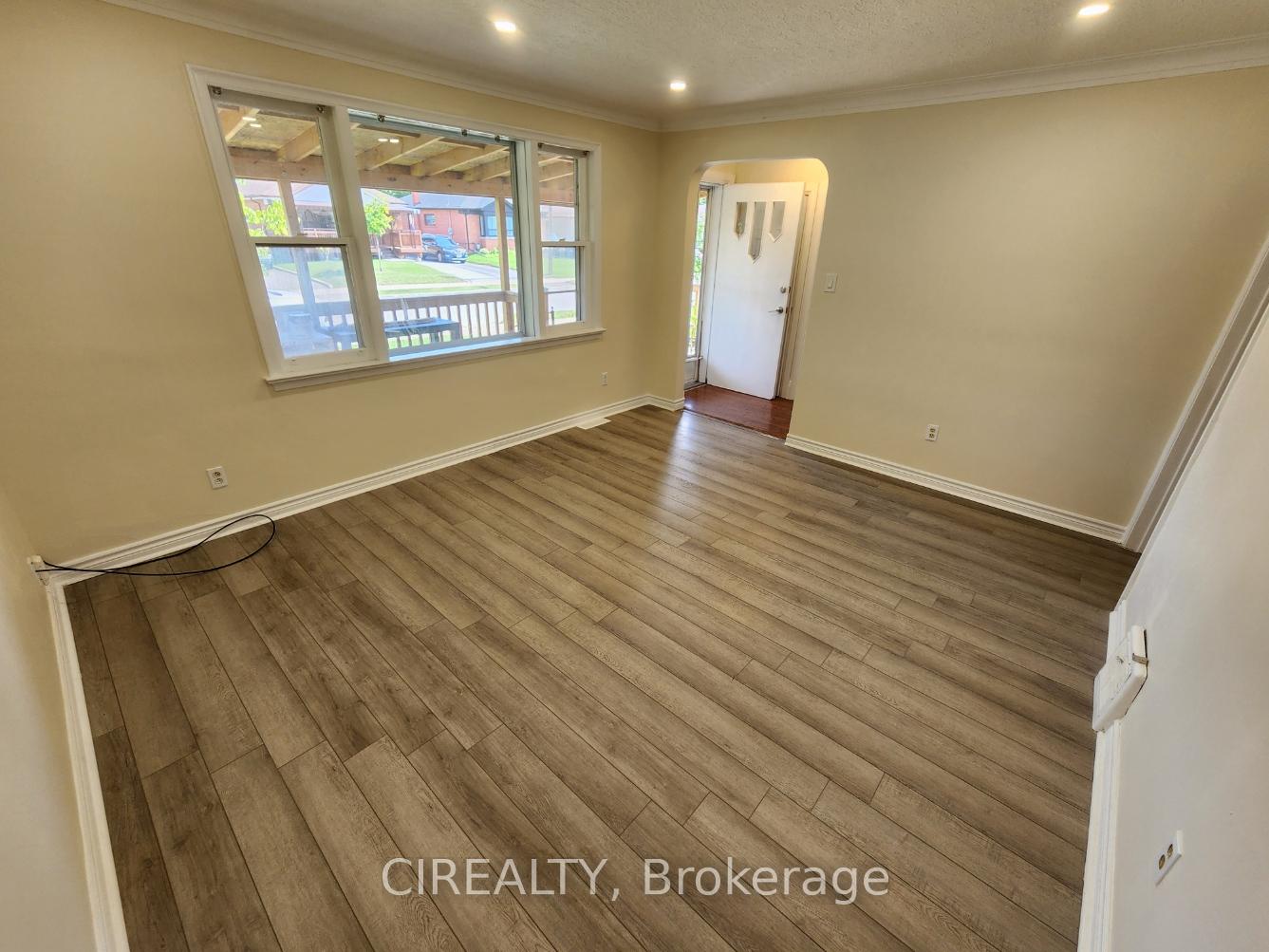 82-lilian-drive-scarborough-ontario-e12401810