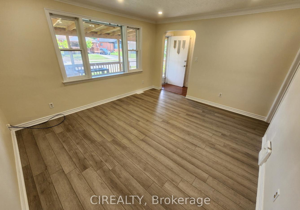 82-lilian-drive-scarborough-ontario-e12401810