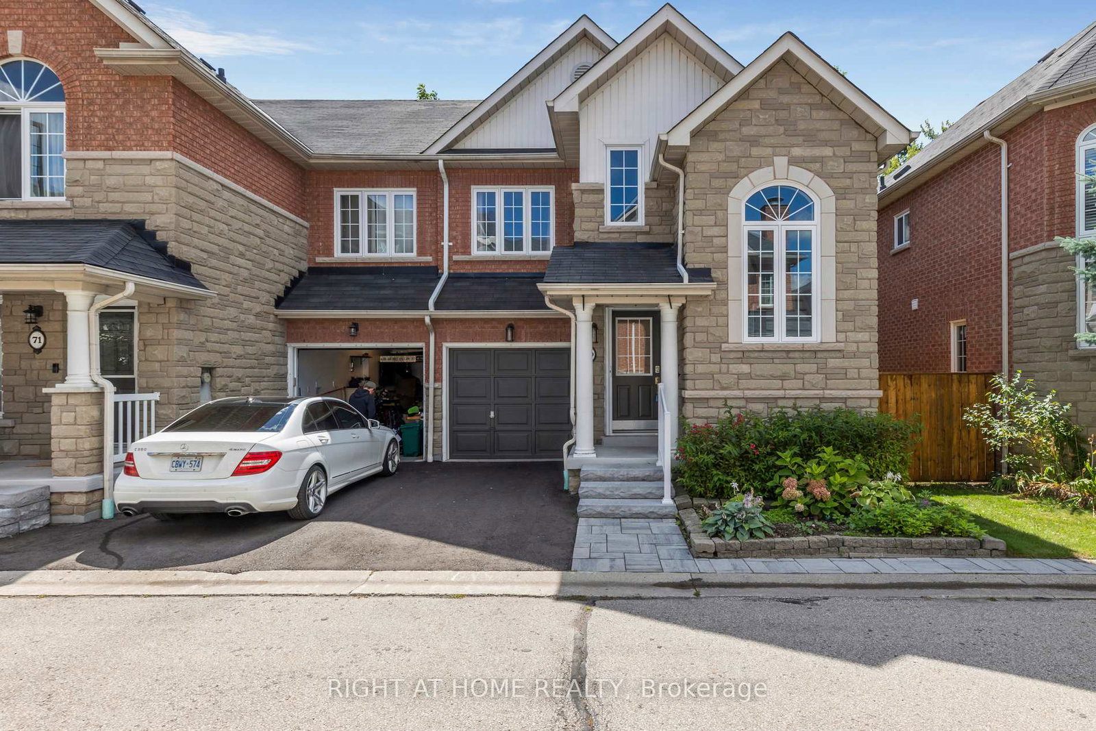 69-torr-lane-ajax-ontario-e12402817