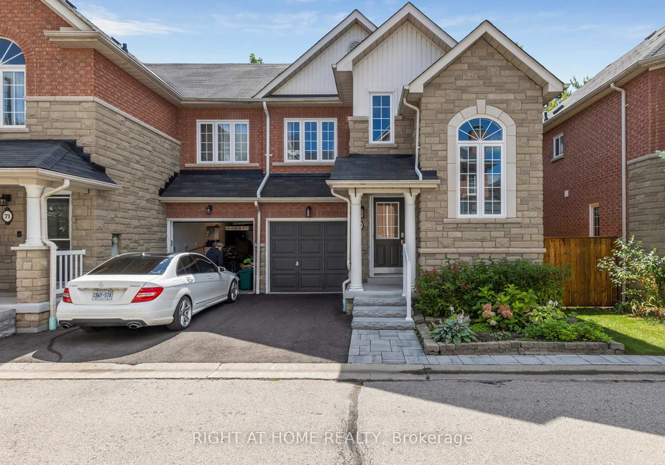69-torr-lane-ajax-ontario-e12402817