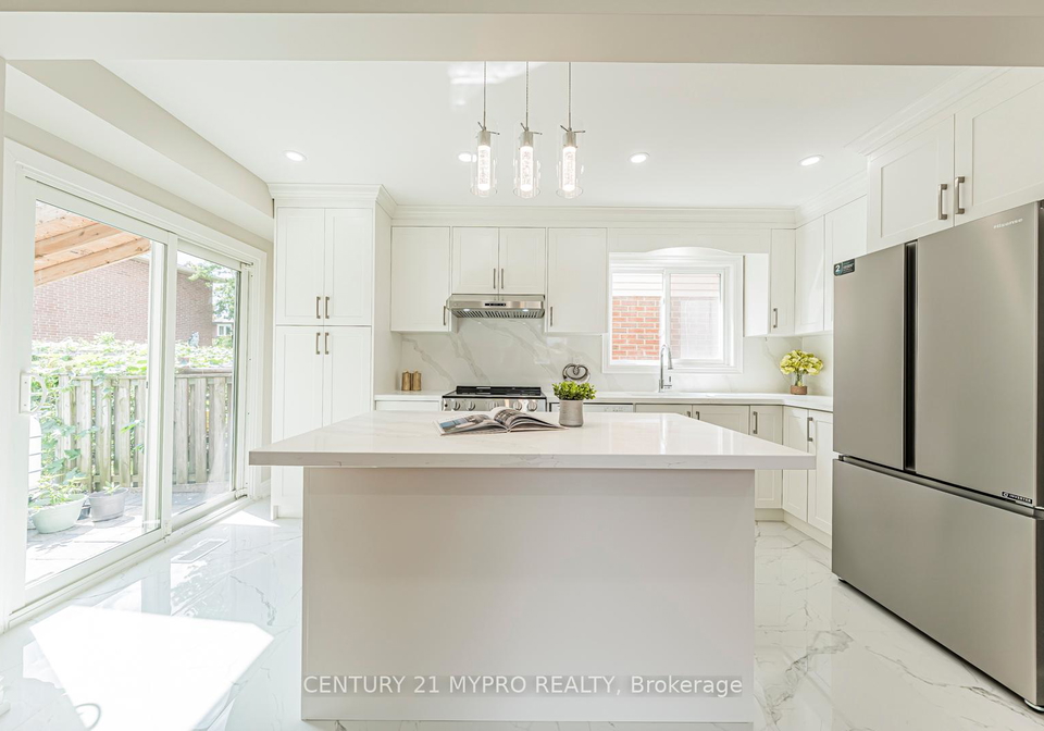 47-fieldside-drive-scarborough-ontario-e12402978
