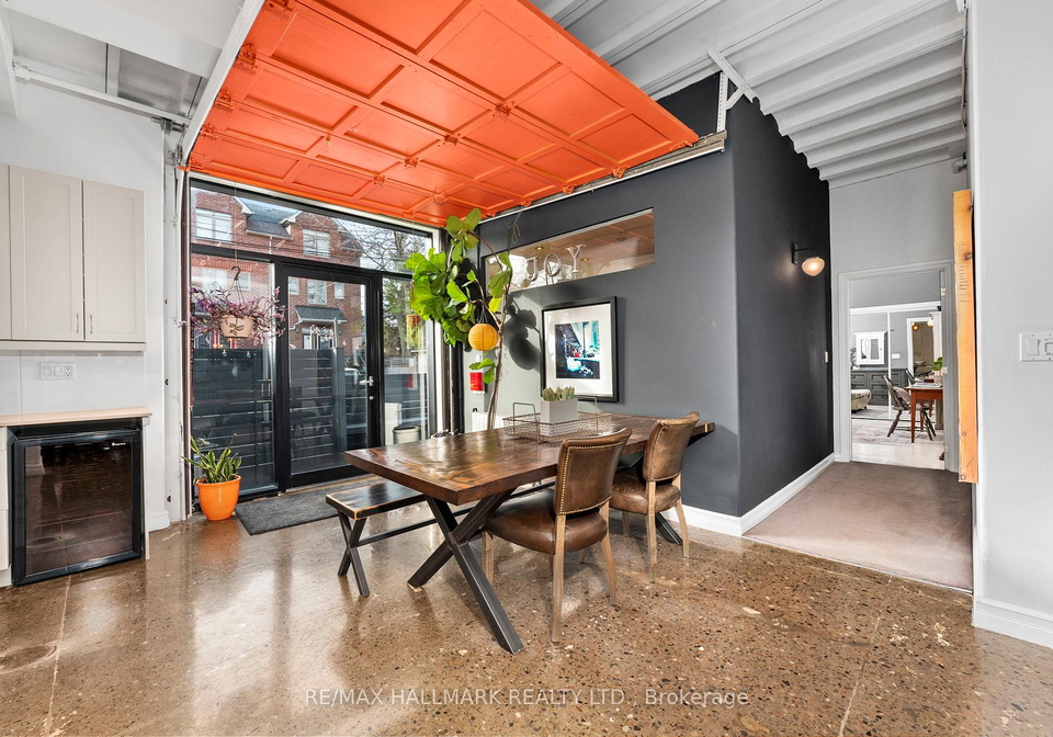 2b-minto-street-toronto-ontario-e12403465