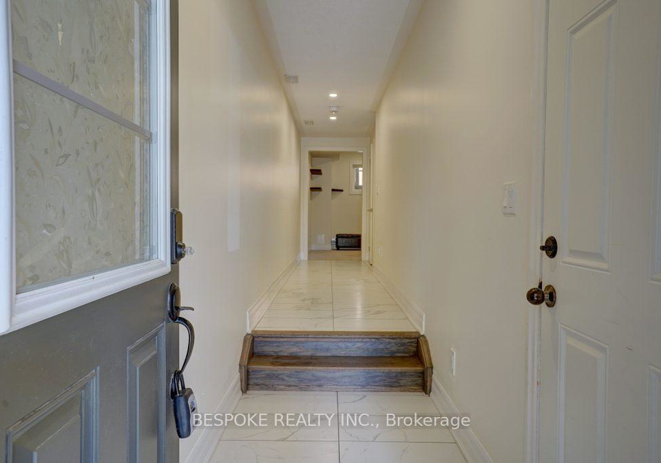 384-arctic-red-drive-oshawa-ontario-e12404152
