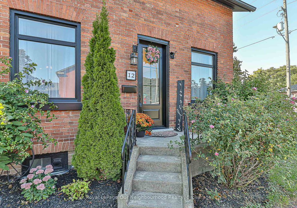 12-brown-street-clarington-ontario-e12404446
