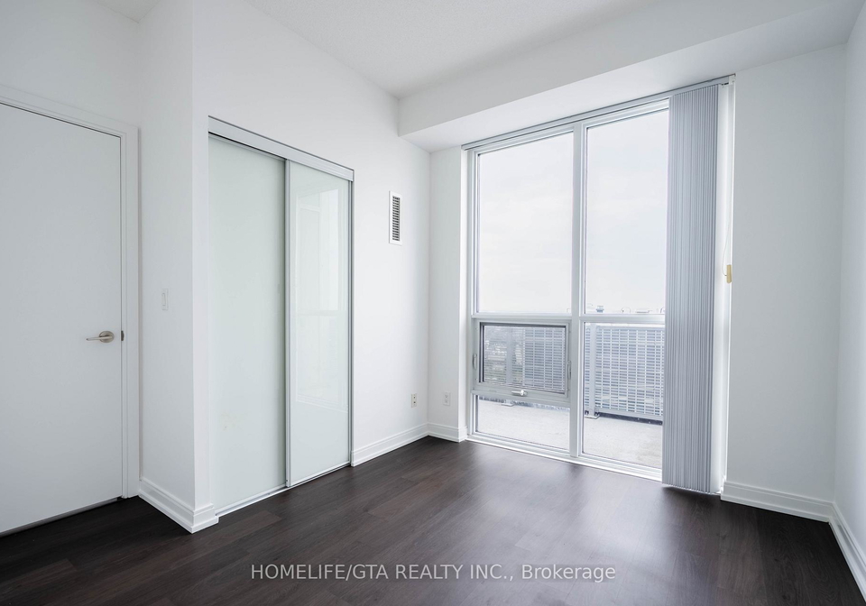 255-village-green-square-scarborough-ontario-e12404485