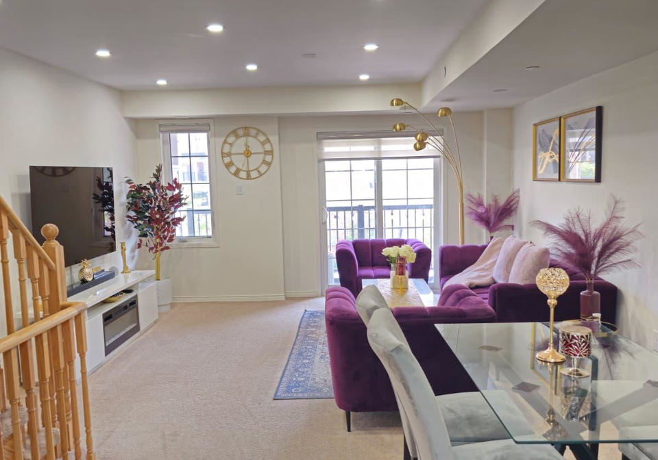 2446-rosedrop-path-oshawa-ontario-e12404510