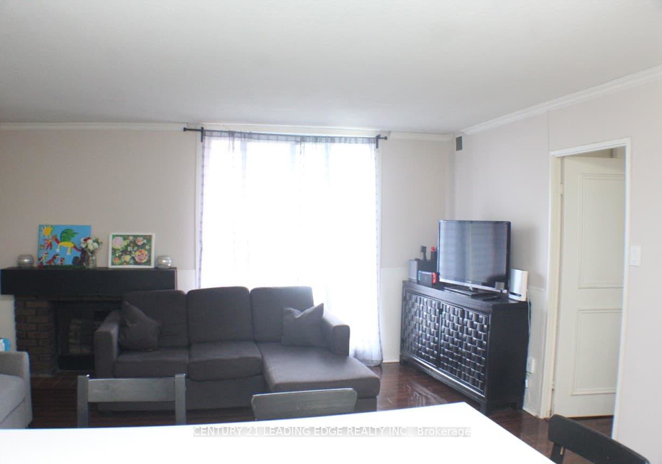 45-huntingdale-boulevard-scarborough-ontario-e12405060