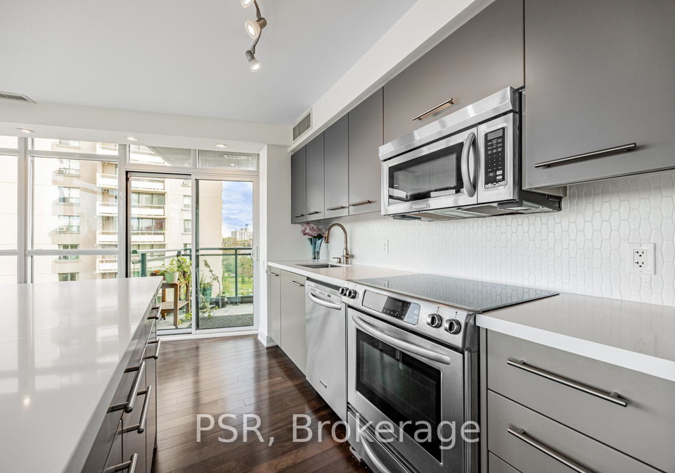 1048-broadview-avenue-east-york-ontario-e12405162