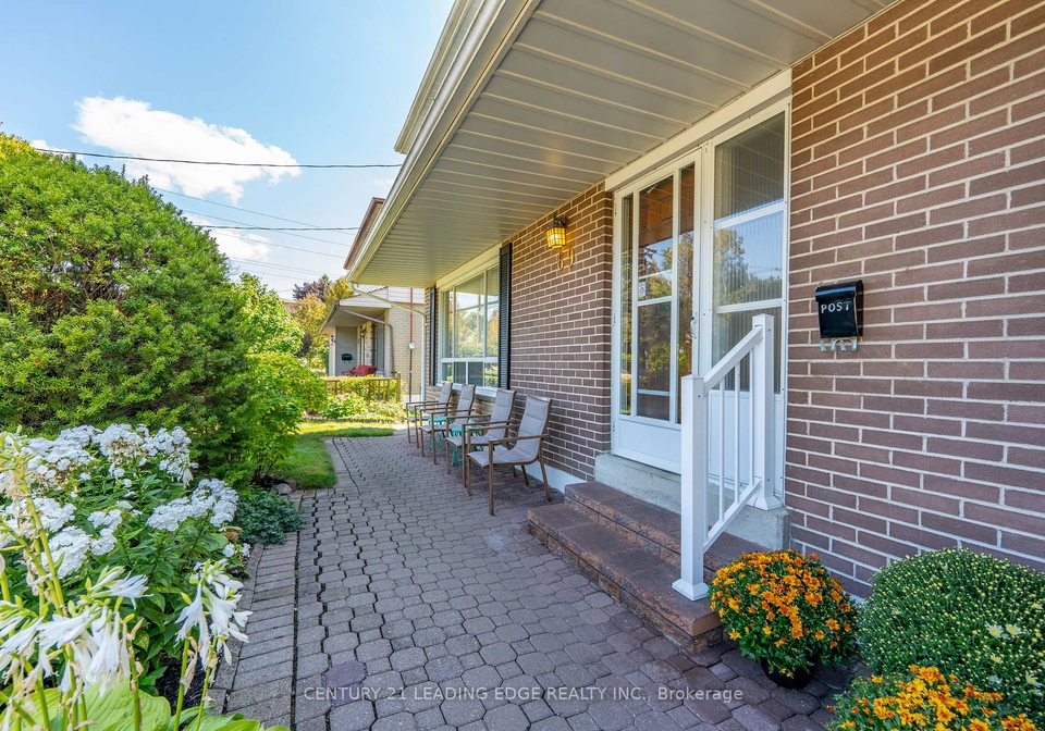 69-e-willow-gate-scarborough-ontario-e12405178