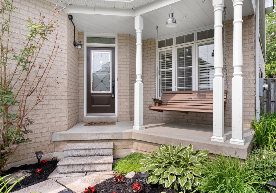 1089-timberland-crescent-oshawa-ontario-e12406242