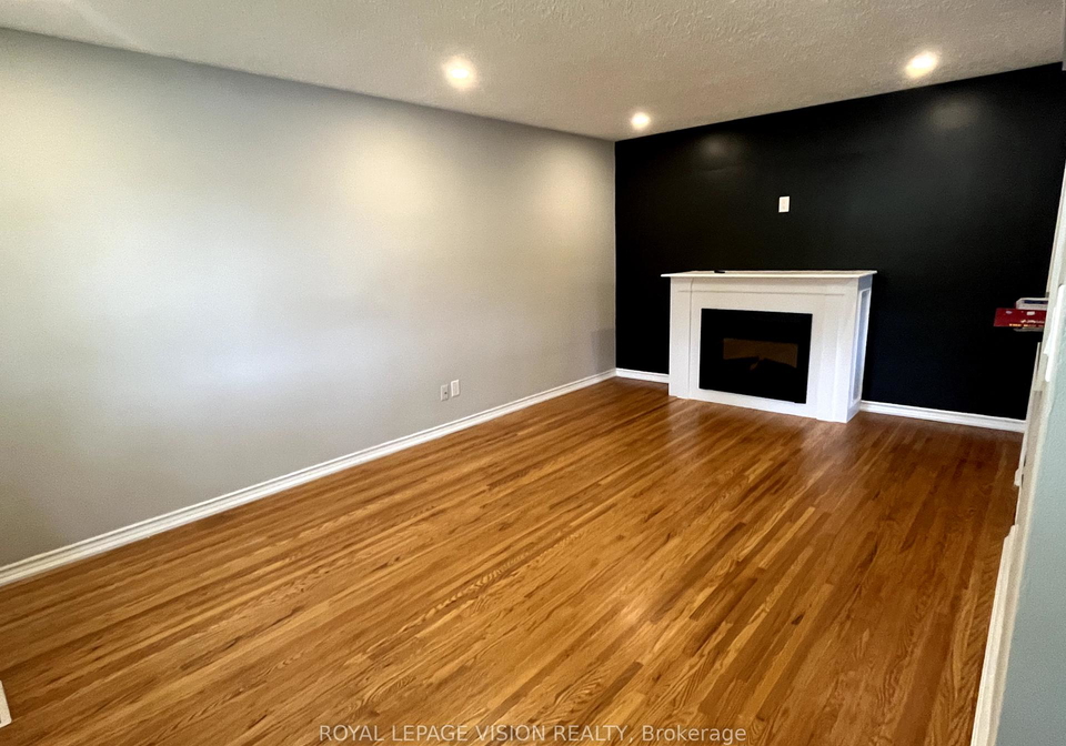 784-olive-avenue-oshawa-ontario-e12406437