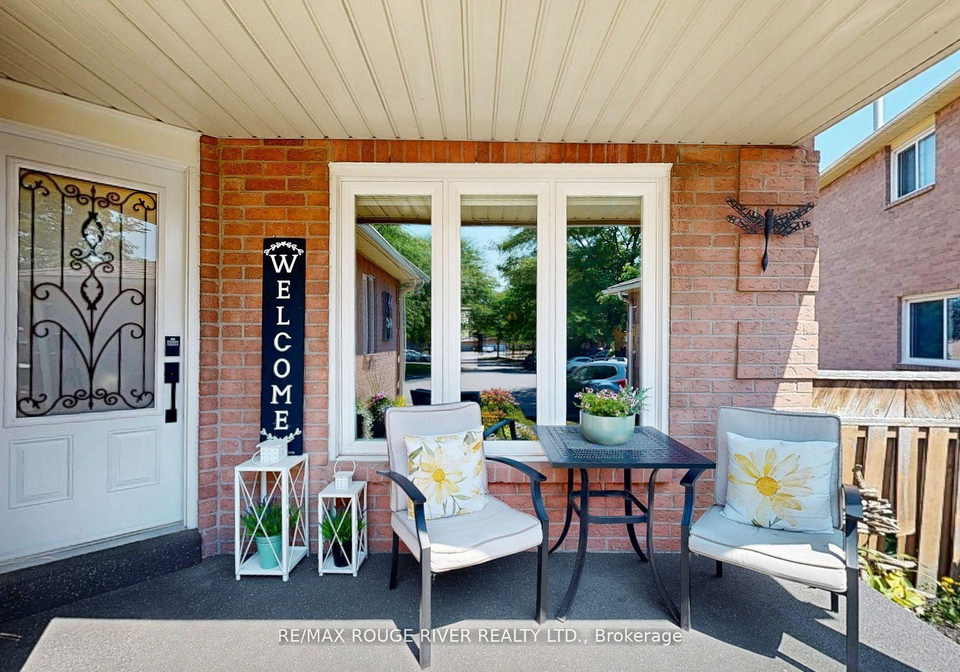 13-dagwell-crescent-ajax-ontario-e12406502