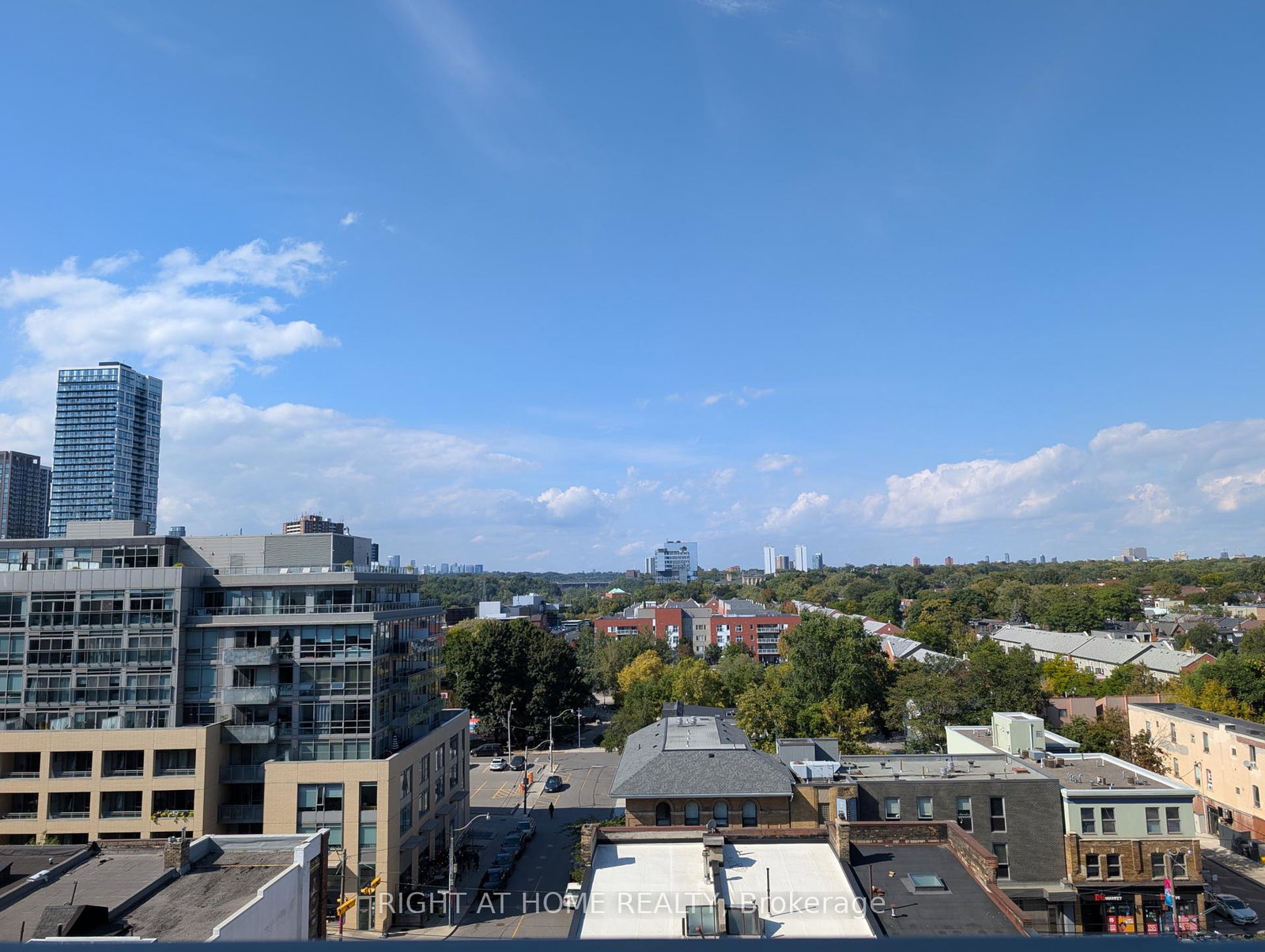 30-baseball-place-toronto-ontario-e12407315
