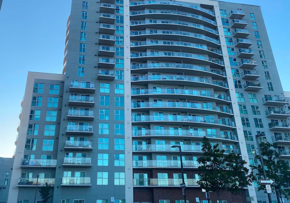 2150-lawrence-avenue-e-scarborough-ontario-e12407599