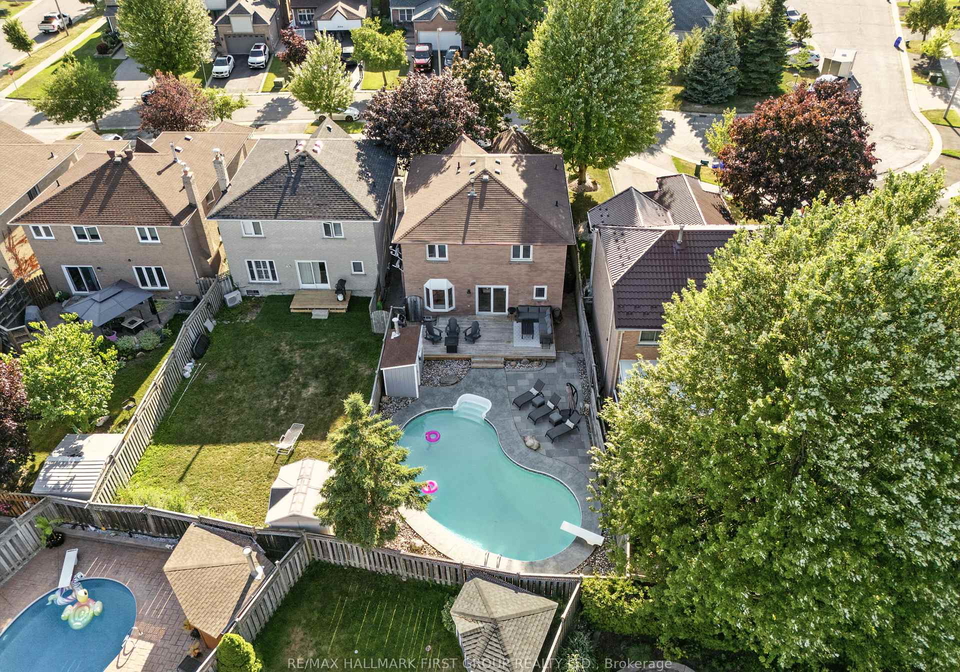 1509-sturgeon-court-pickering-ontario-e12407617