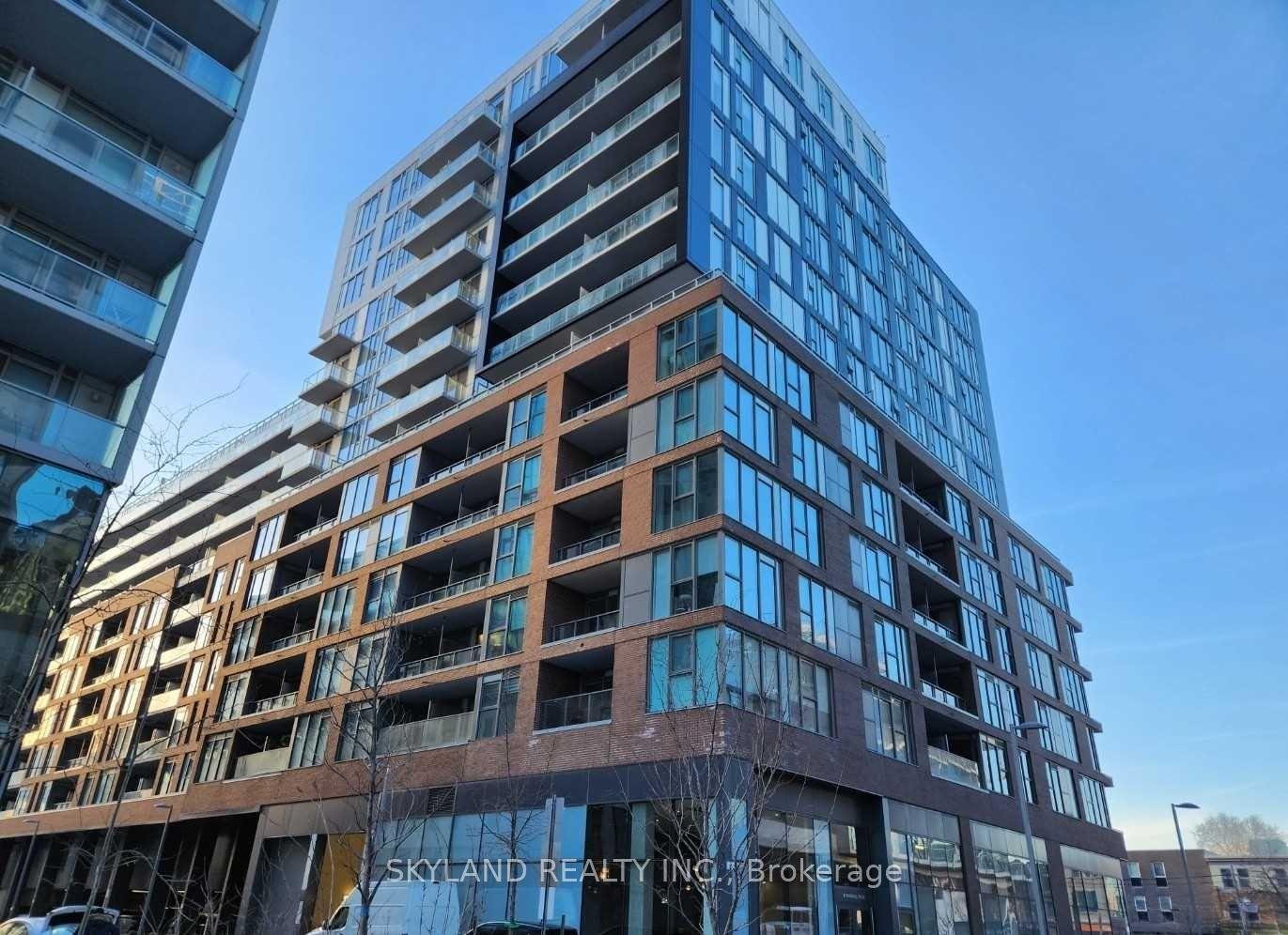 30-baseball-place-toronto-ontario-e12408427
