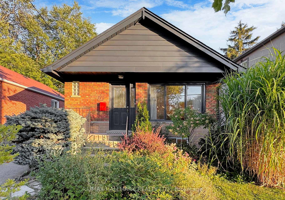 223-ferris-road-east-york-ontario-e12409365