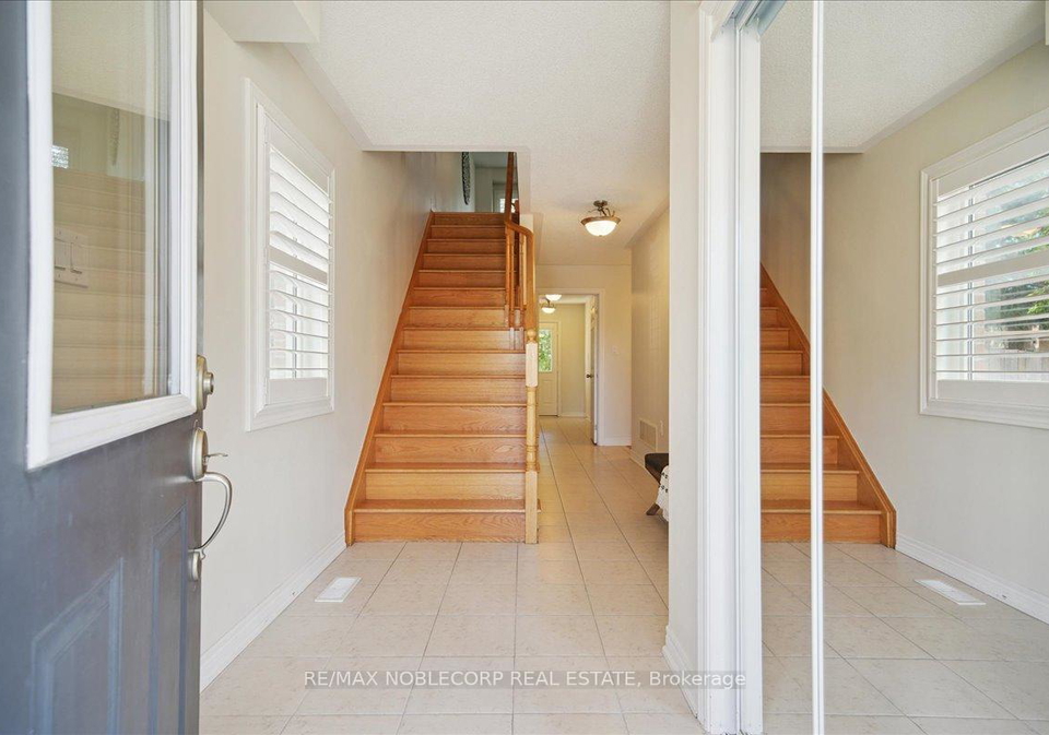 64-pringdale-gardens-circle-scarborough-ontario-e12409536