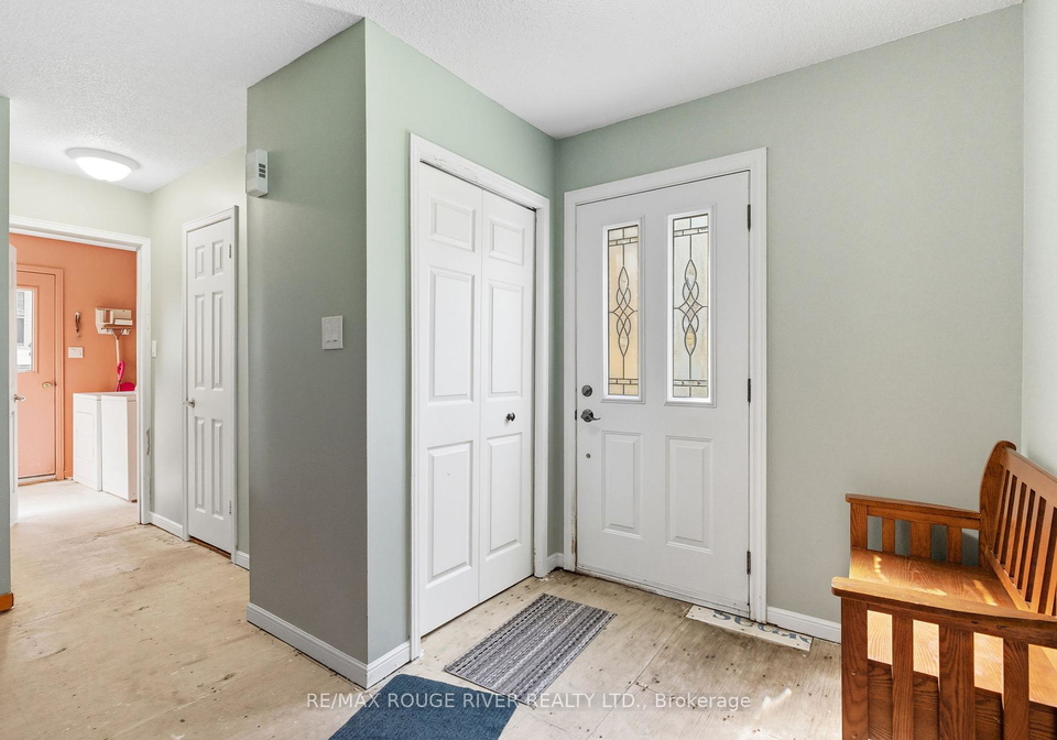 21-hialeah-crescent-whitby-ontario-e12409624