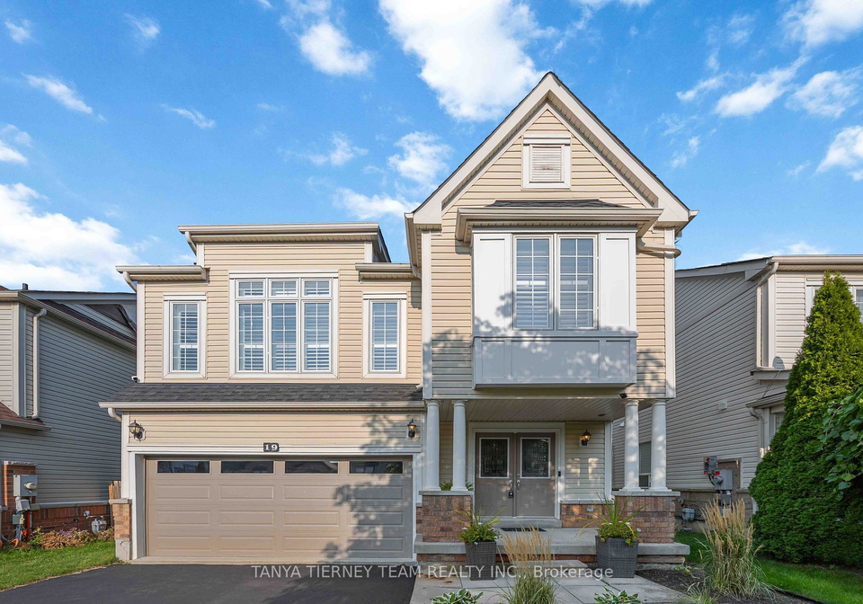 19-teardrop-crescent-whitby-ontario-e12409655