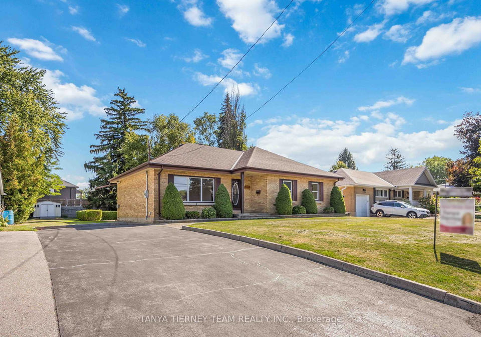 1107-byron-street-s-whitby-ontario-e12409846